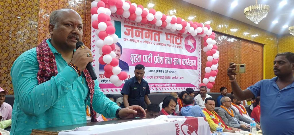 “कुर्सीप्रेमी होइन, जनताको सेवक हुँ” – मुख्यमन्त्री सिंह